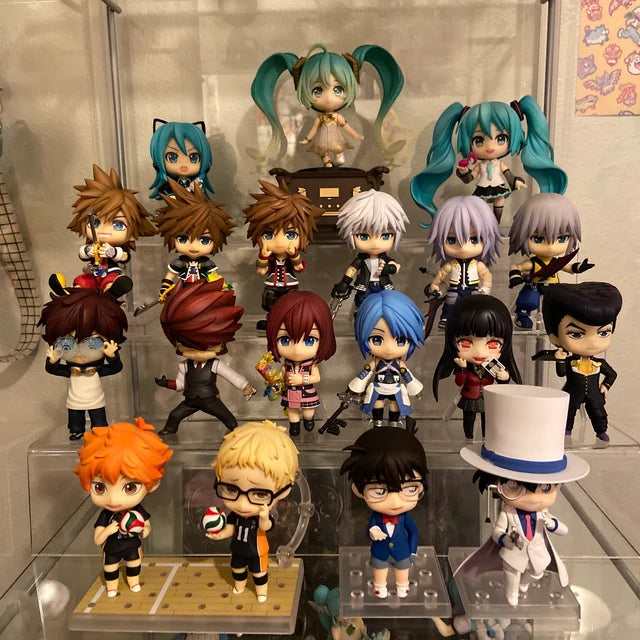 3 tiers acrylic riser with chibi figurines